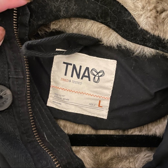 Tna down jacket - Picture 4 of 4
